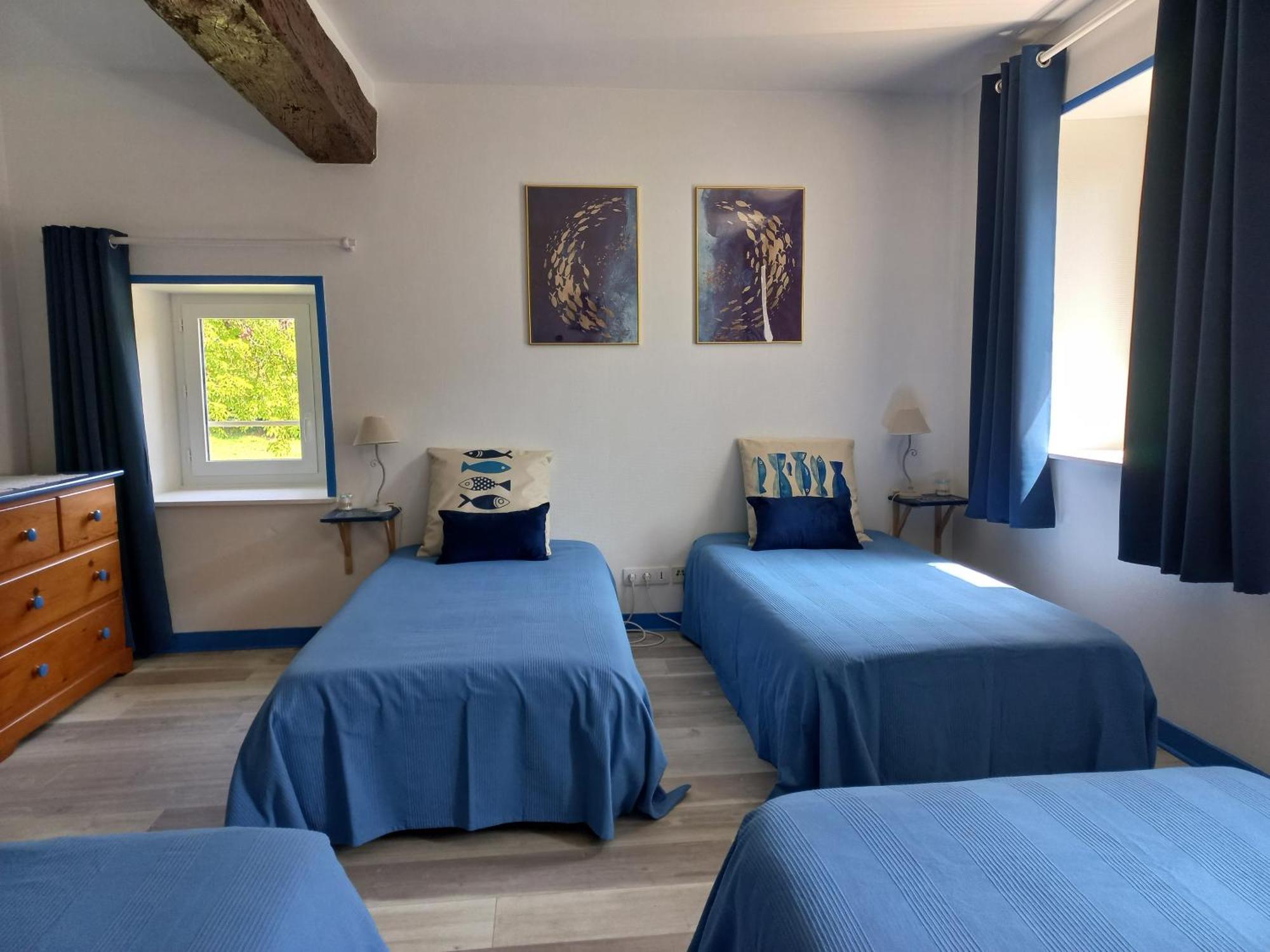 Domaine De Fontsauzine - Gites Et Chambre D'Hotes Genouille  Екстериор снимка