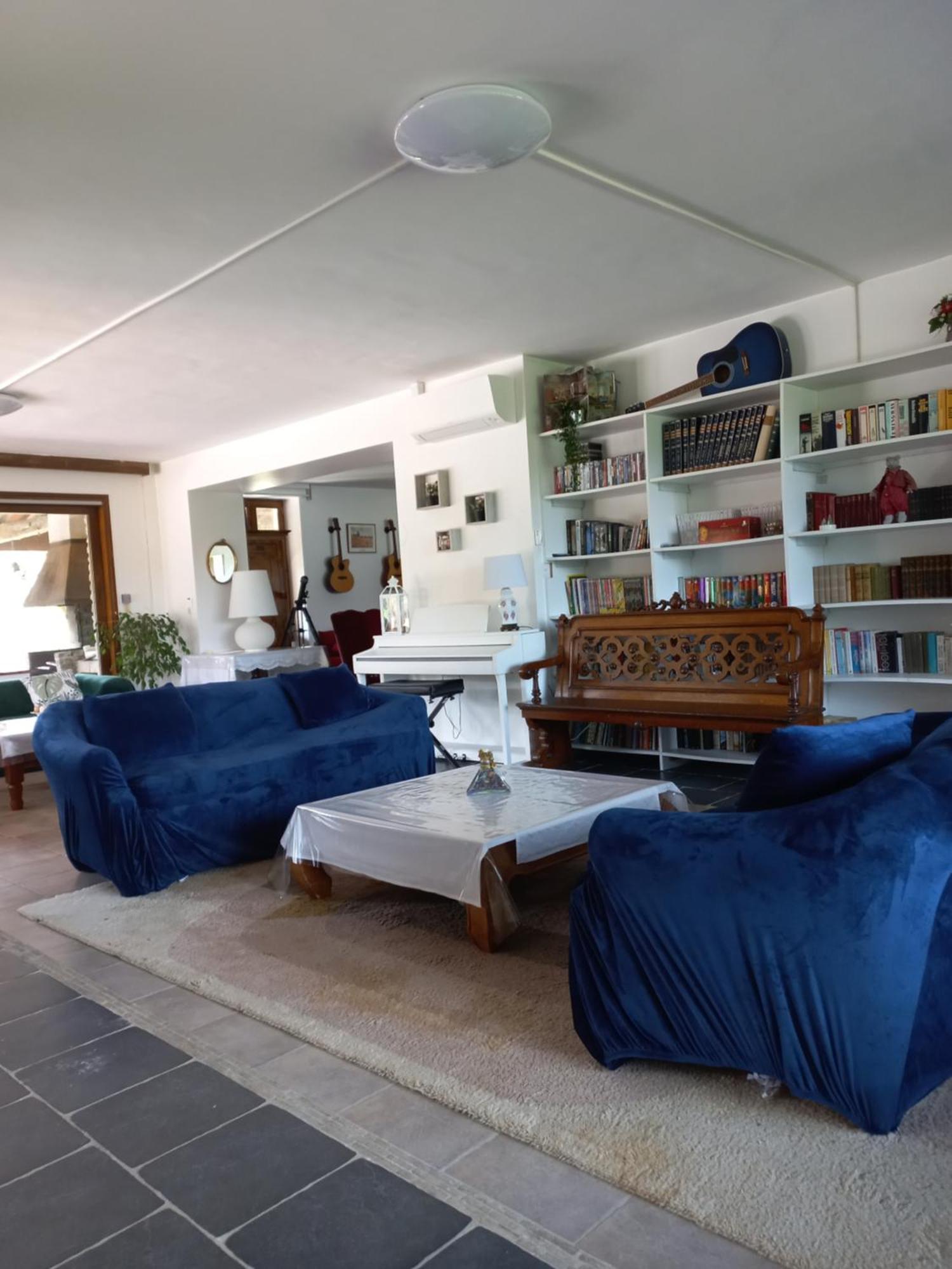 Domaine De Fontsauzine - Gites Et Chambre D'Hotes Genouille  Екстериор снимка
